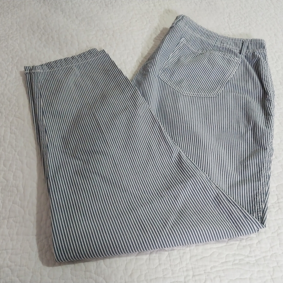 Liz Claiborne Blue and White Striped Trousers - Picture 2 of 10